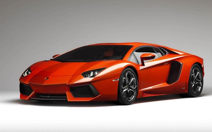 http://img74.xooimage.com/files/b/2/d/aventador_lp_700-...-2d73a83-2d73fed.jpg